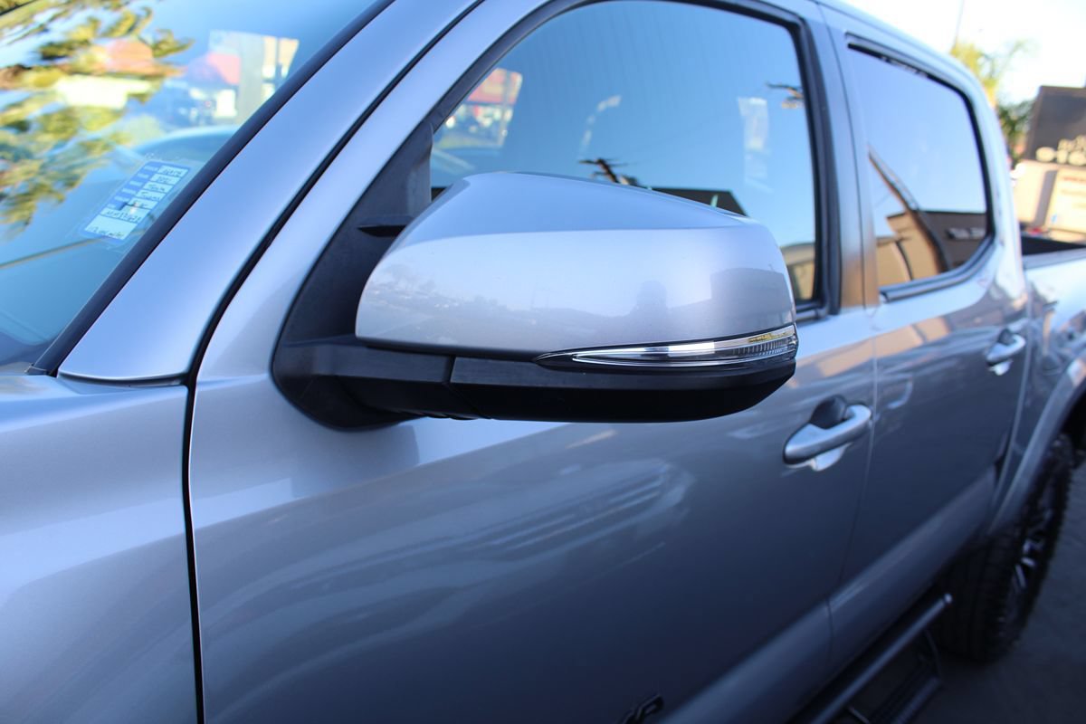 Used 2021 Toyota Tacoma TRD Sport w/ Technology Package AWD/4WD image 13