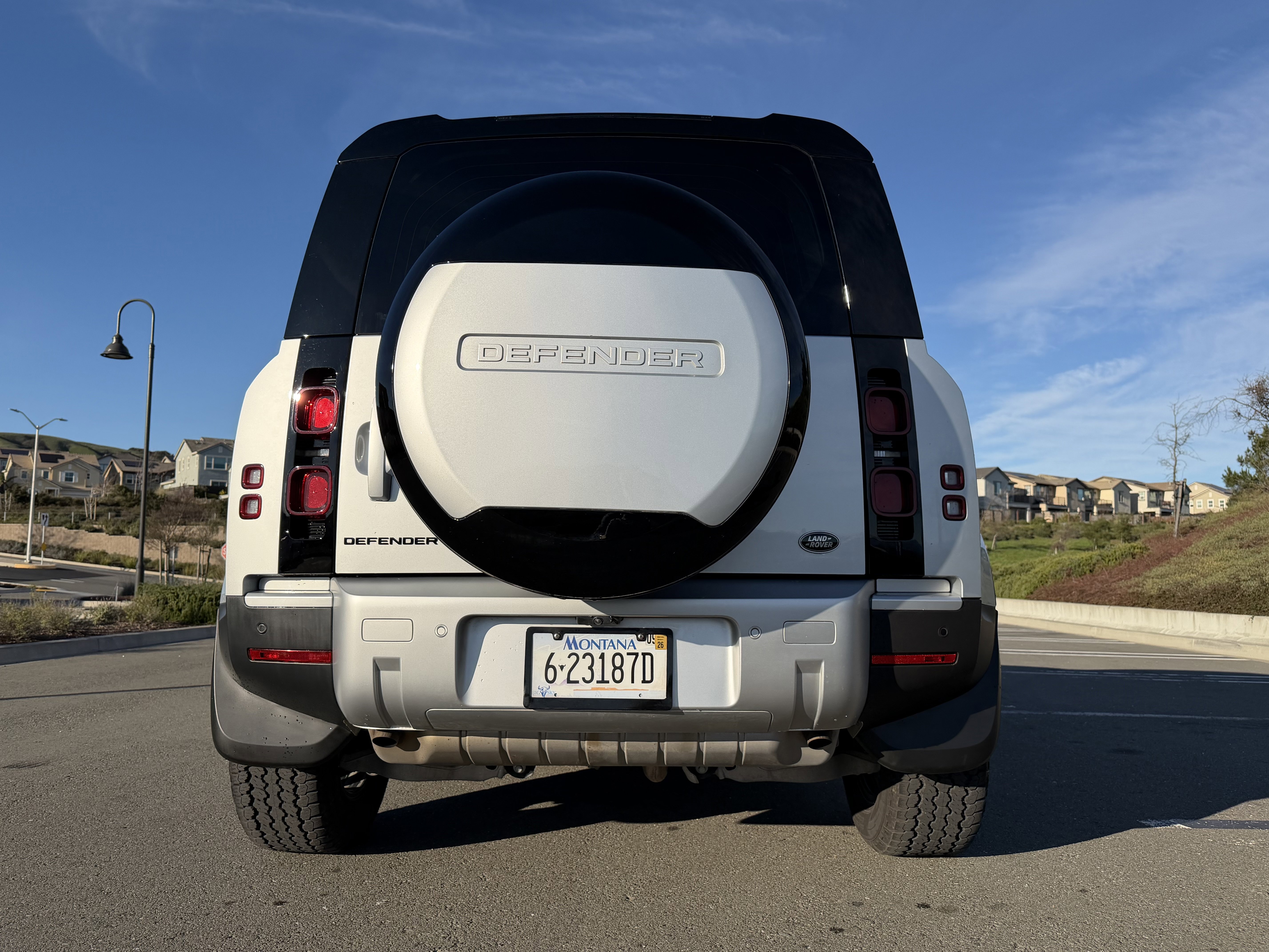 Used 2023 Land Rover Defender 110 S image 11