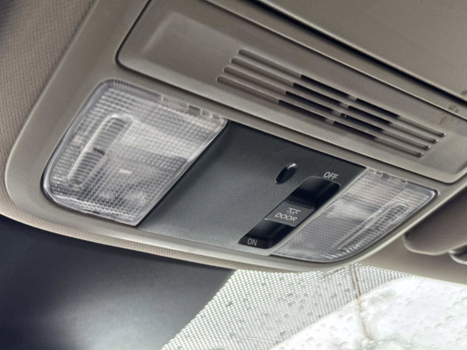 Used 2022 Honda Odyssey EX image 29