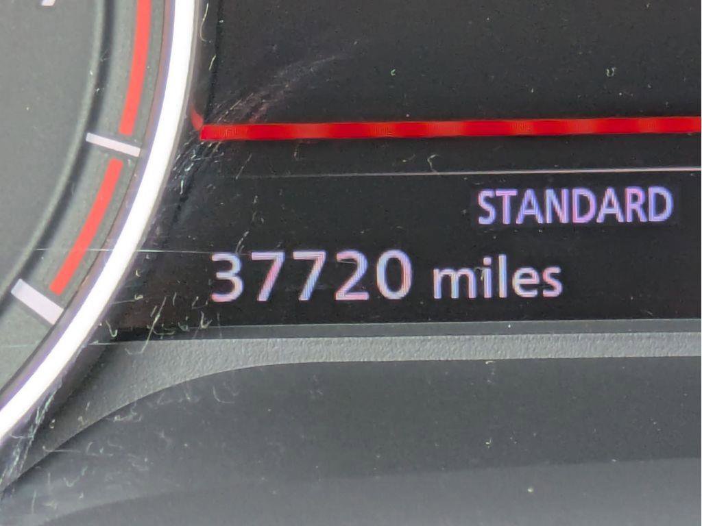 Used 2021 Nissan Rogue SV image 23