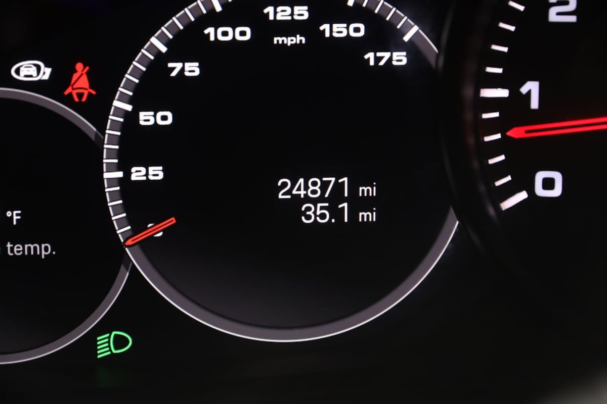 Used 2022 Porsche Cayenne AWD/4WD image 45