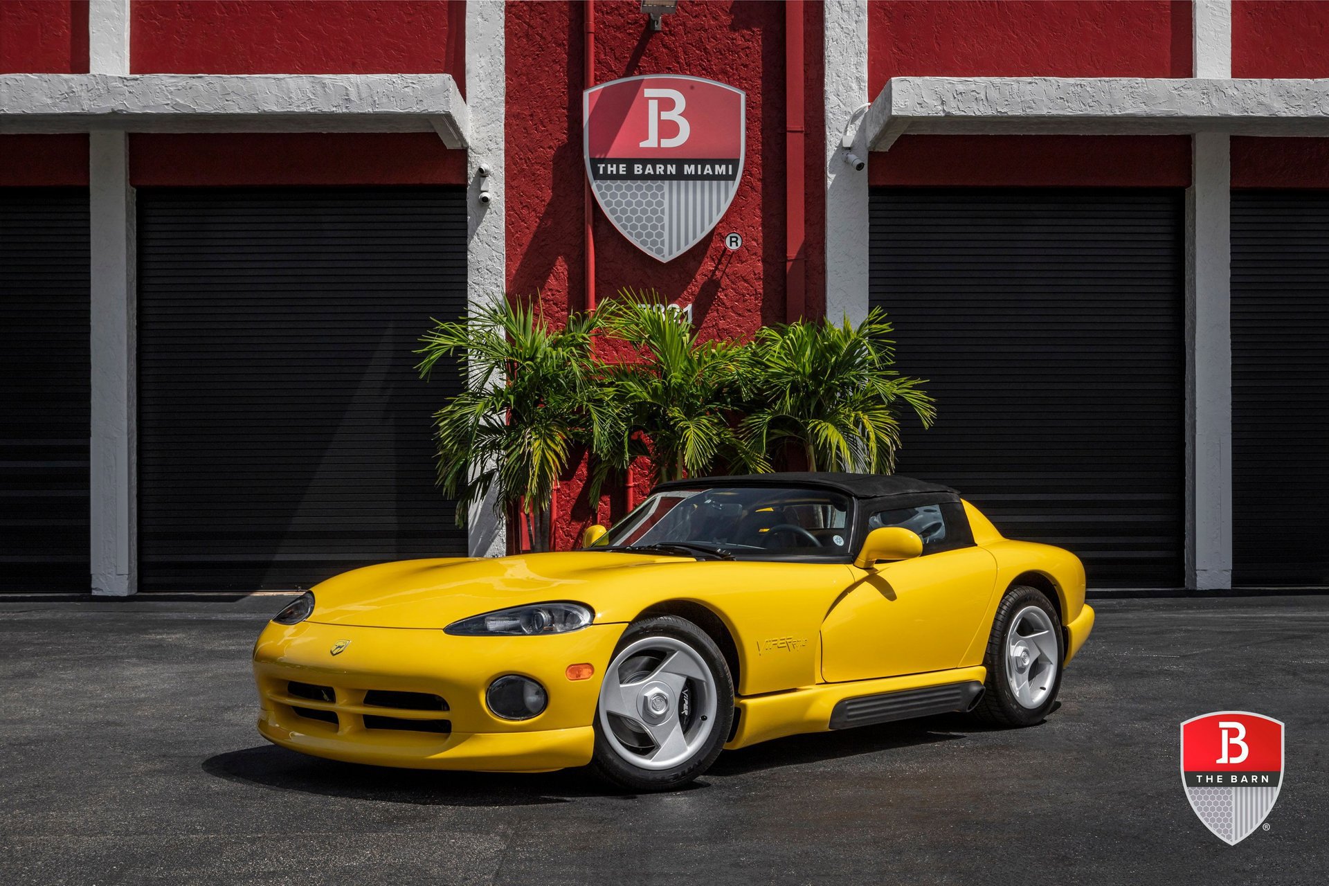 Used 1995 Dodge Viper RT/10 image 4
