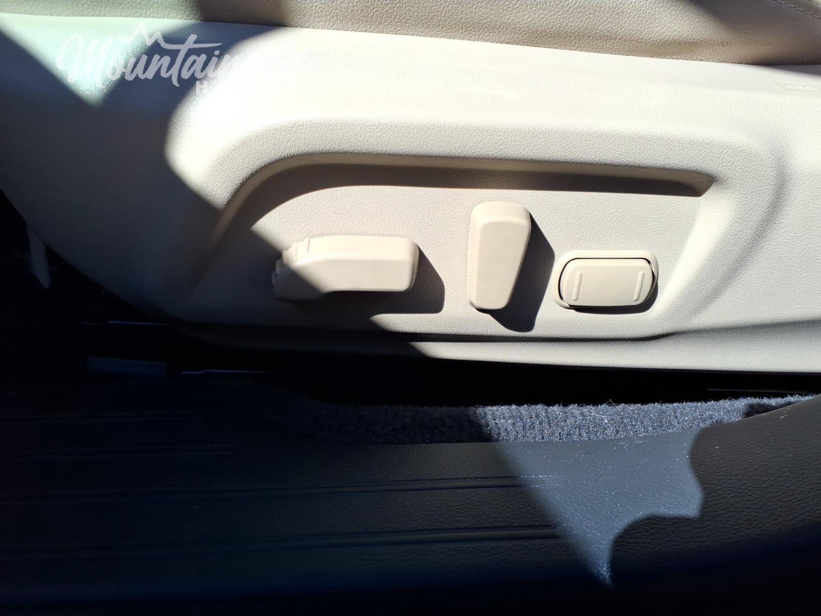 Used 2018 Subaru Outback 2.5i Limited AWD/4WD image 39