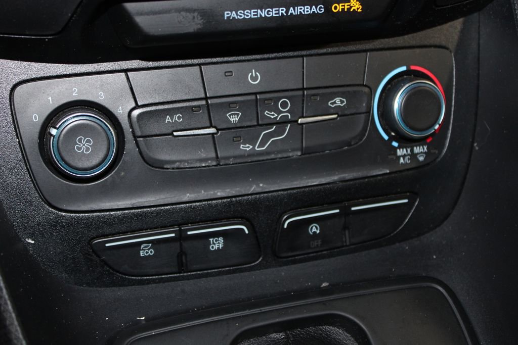 Used 2020 Ford Transit Connect XL image 39