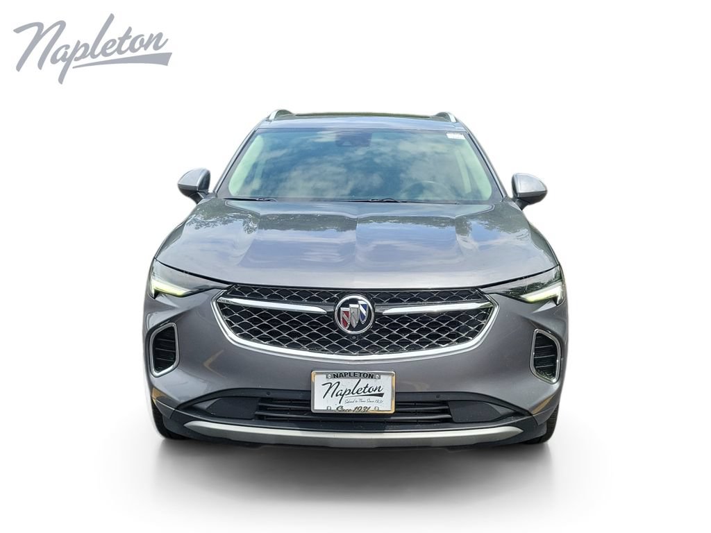 Used 2021 Buick Envision Avenir w/ Technology Package II AWD/4WD image 9