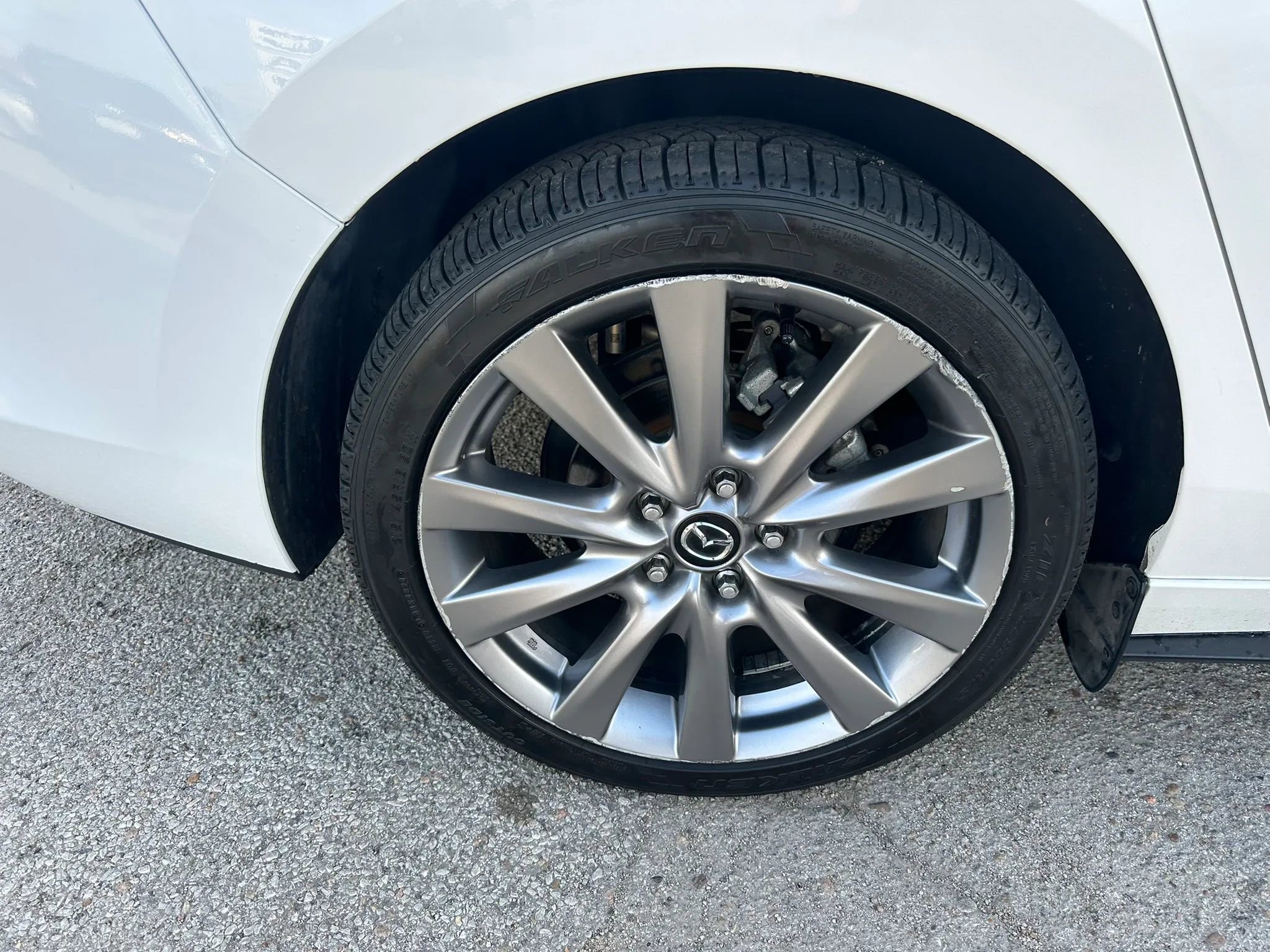 Used 2019 MAZDA MAZDA3 Sedan w/ Preferred Package FWD image 28
