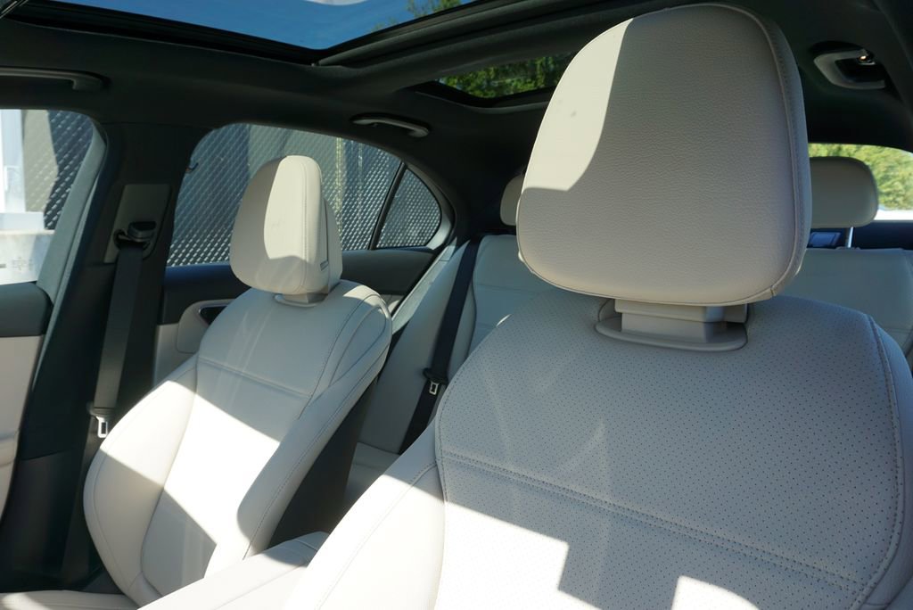 Certified 2026 Mercedes-Benz C 300 Sedan image 41