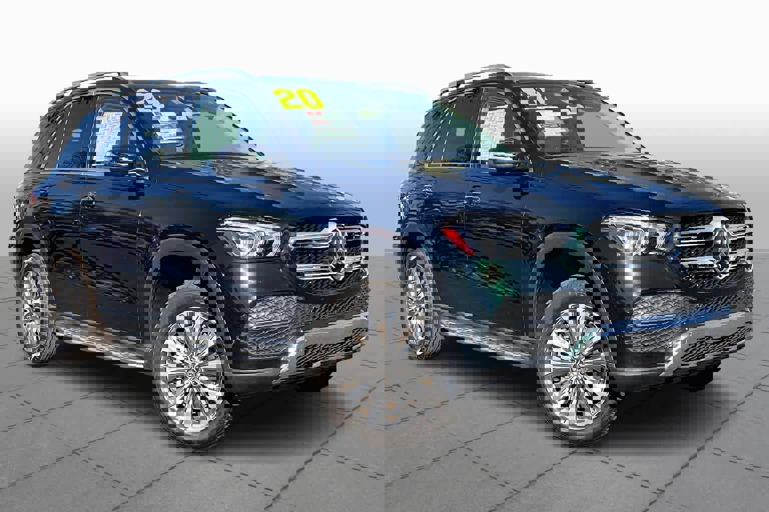 Used 2020 Mercedes-Benz GLE 450 4MATIC image 3