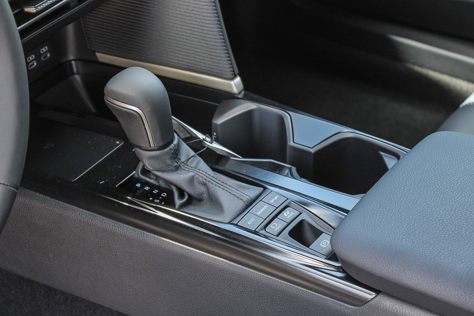 New 2026 Toyota Camry SE image 22