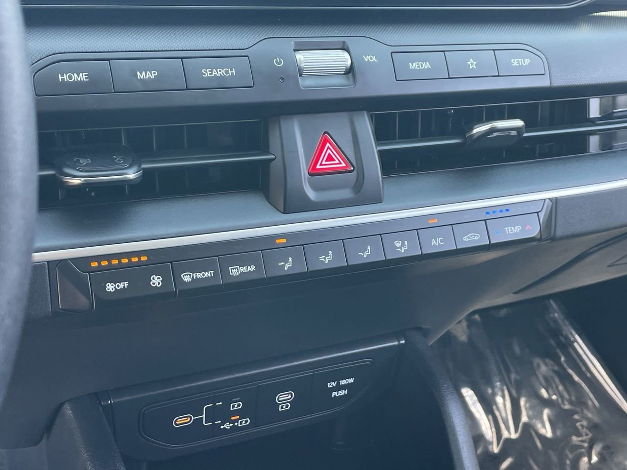 Certified 2025 Kia K4 FWD image 25