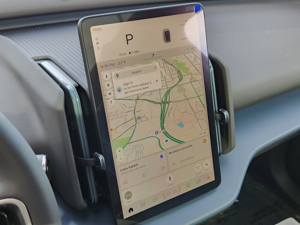 New 2026 Volvo EX30 Plus w/ Climate Package image 8