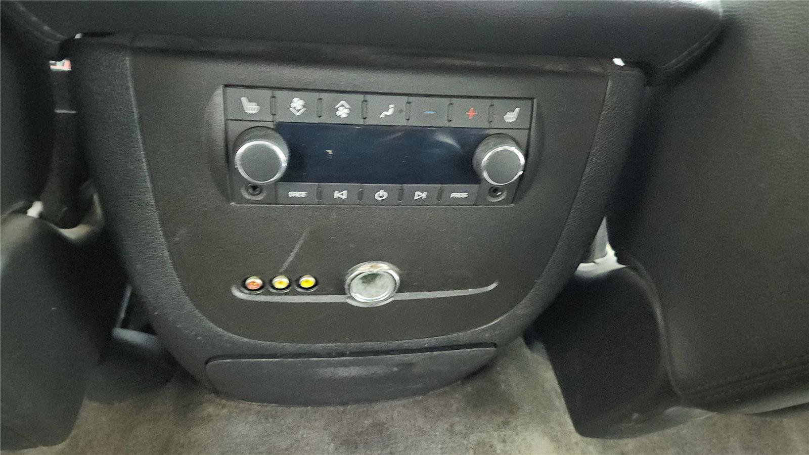 Used 2008 Chevrolet Tahoe LTZ w/ LTZ Preferred Equipment Group image 17