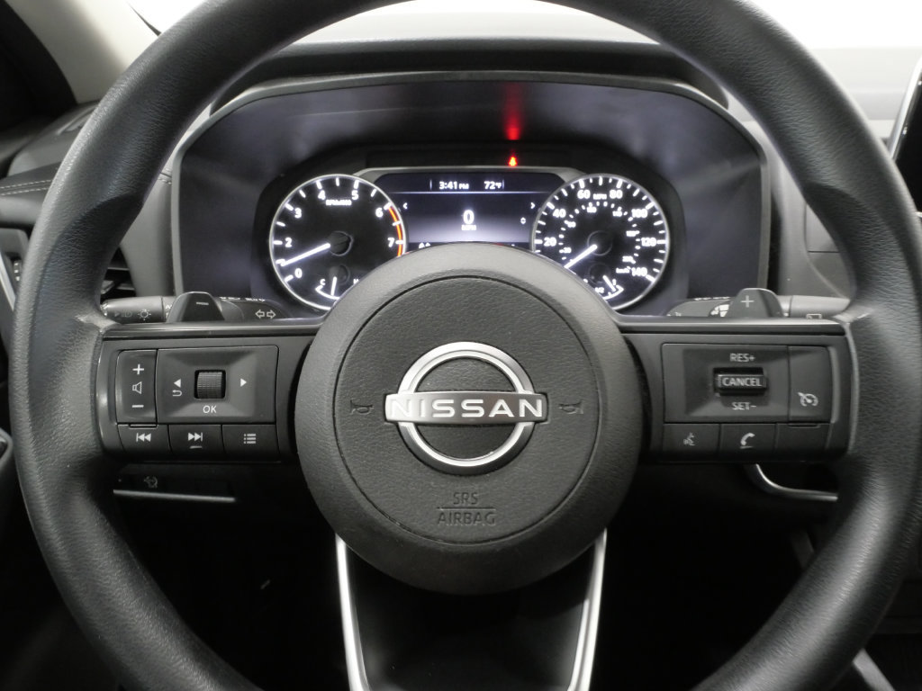 Used 2024 Nissan Rogue S AWD/4WD image 16