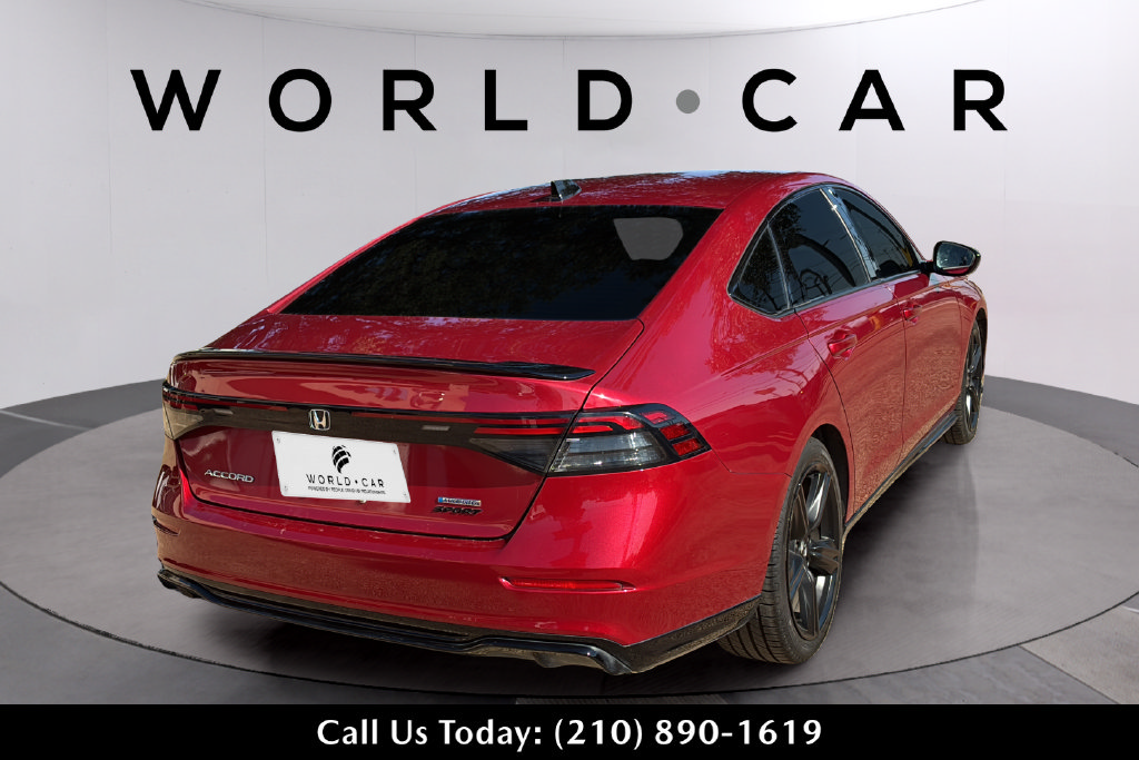 Used 2024 Honda Accord Sport image 6