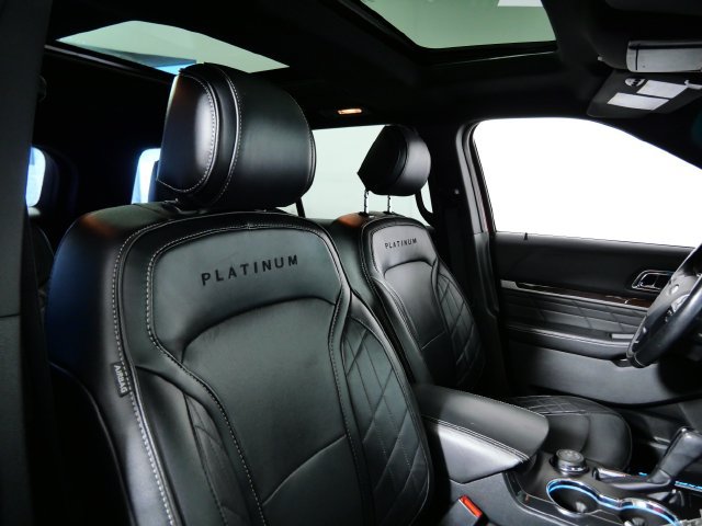 Used 2016 Ford Explorer Platinum AWD/4WD image 12