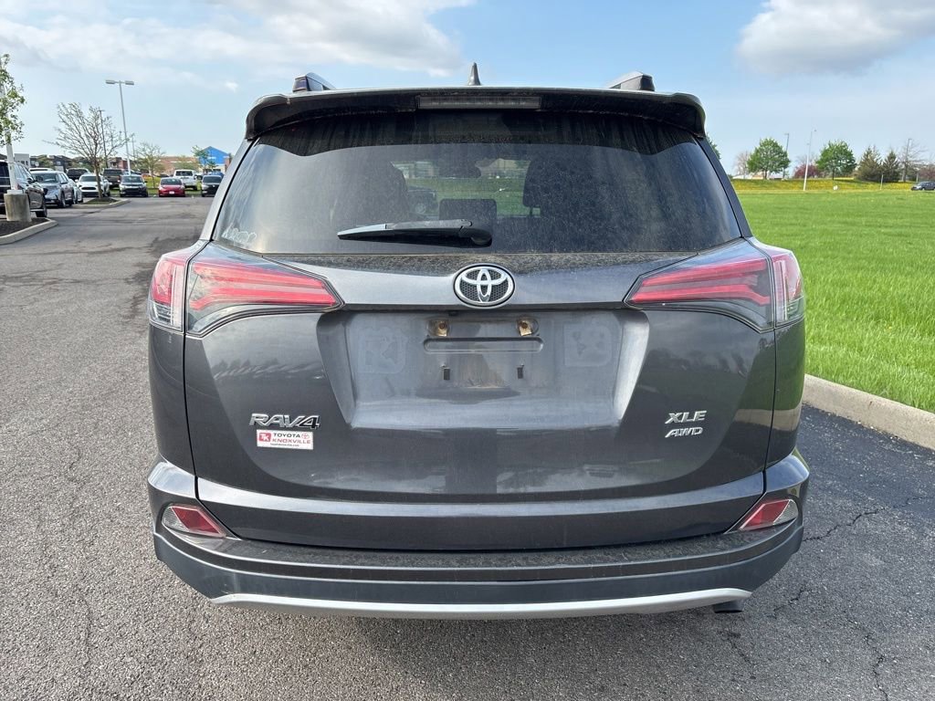 Used 2018 Toyota RAV4 XLE image 9