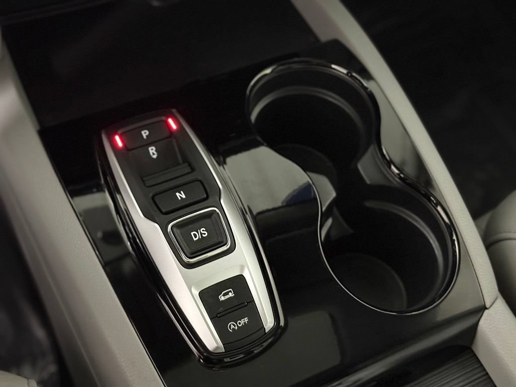 Used 2017 Honda Pilot Elite image 16