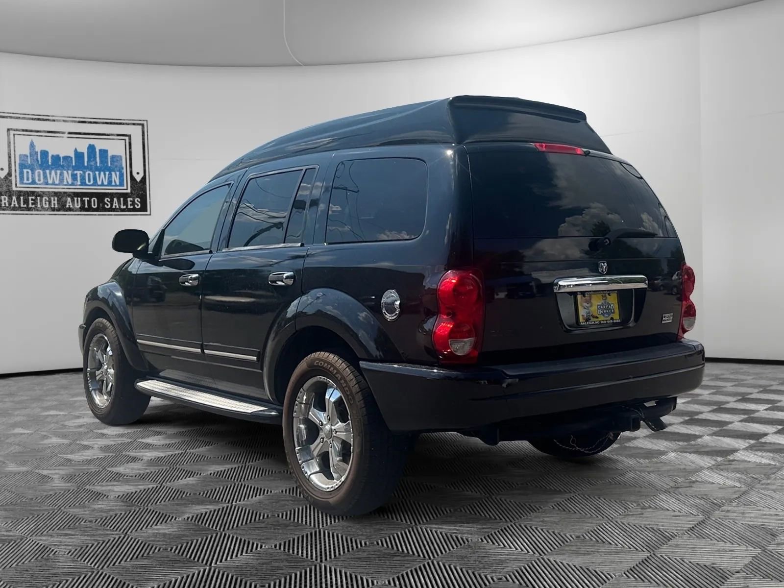 Used 2005 Dodge Durango Limited AWD/4WD image 7