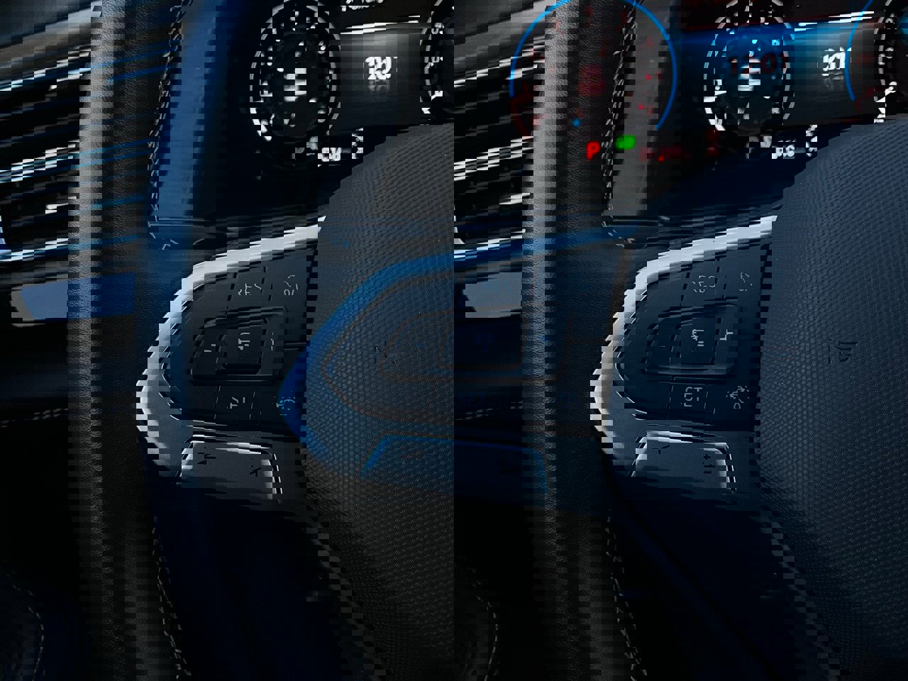 Used 2025 Volkswagen Atlas SE image 36