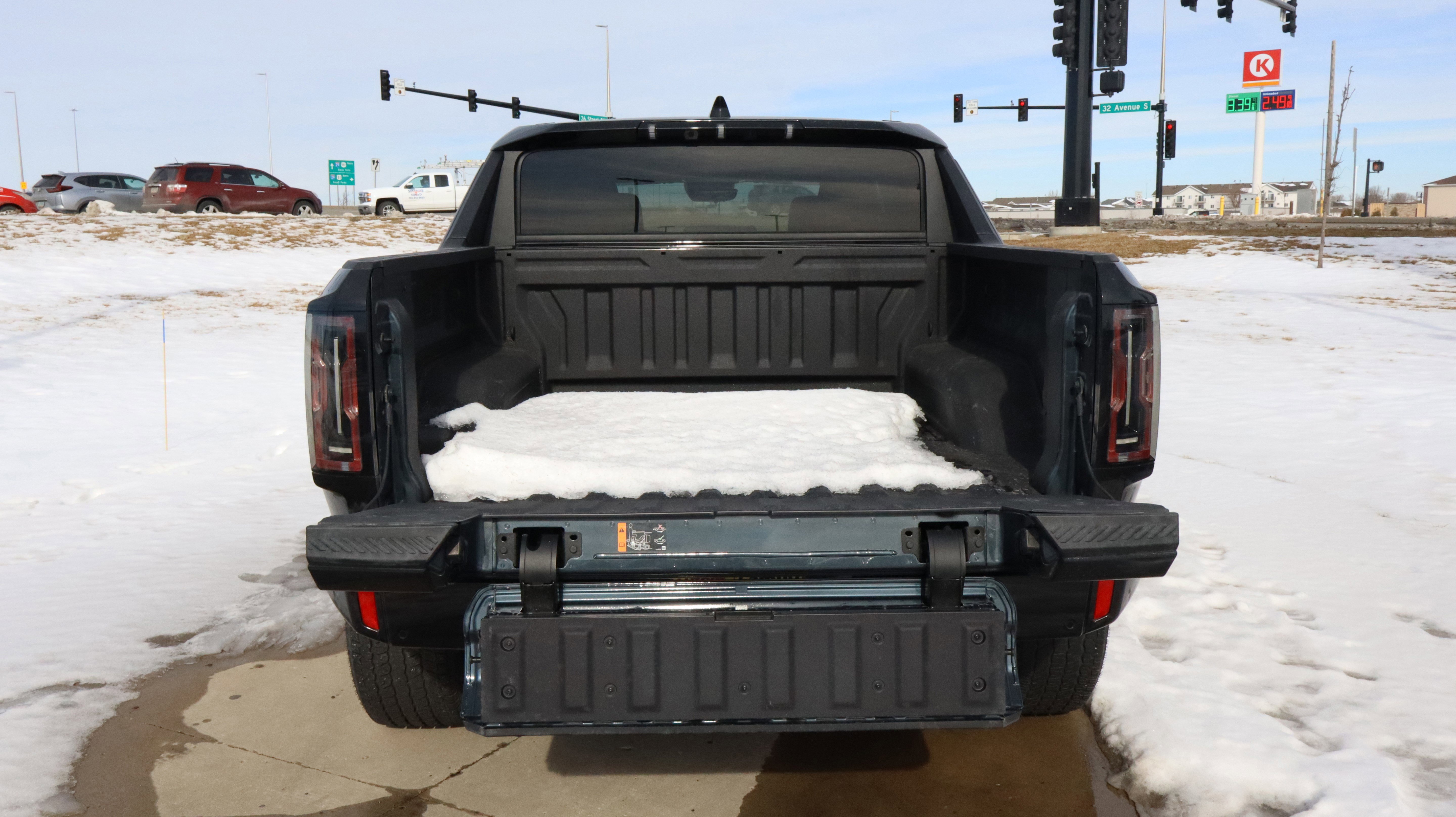 New 2025 GMC Hummer EV 3X w/ LPO, Dark Essentials Package image 15