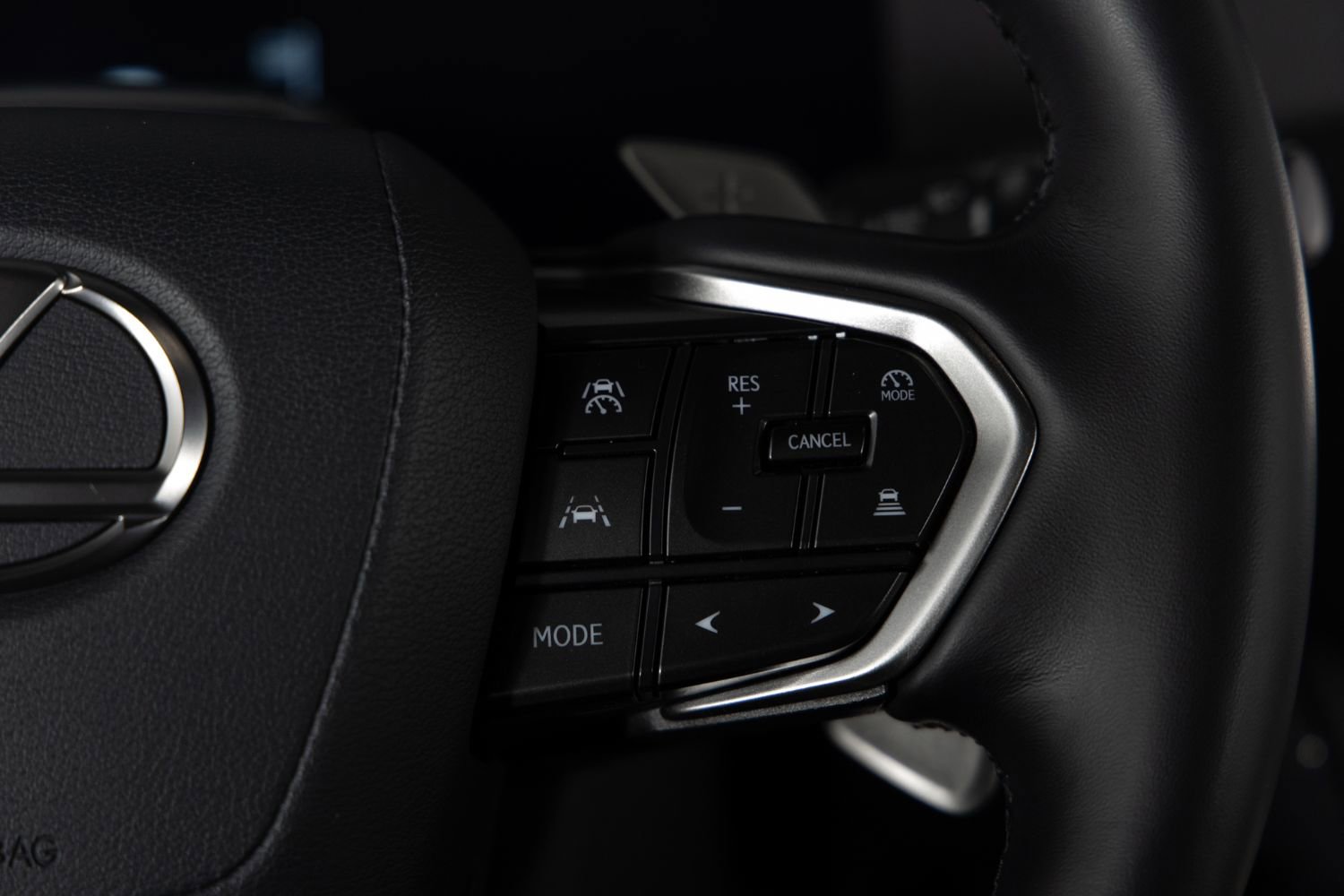 Used 2024 Lexus GX 550 w/ Accessory Package (2T) image 34