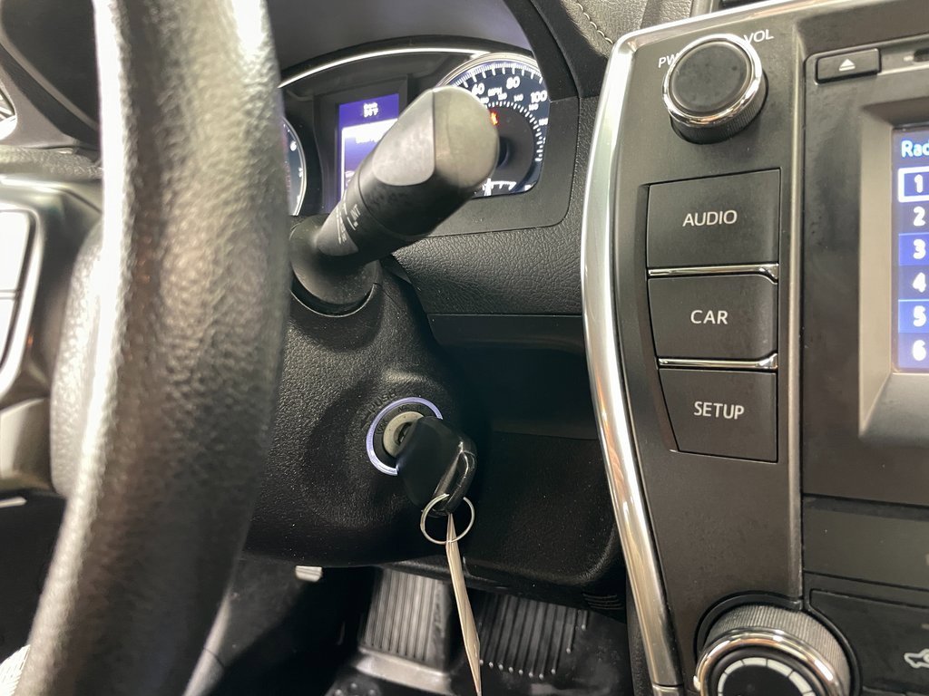 Used 2016 Toyota Camry LE image 25