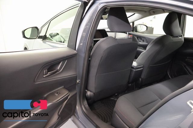 Used 2024 Toyota Prius Prime FWD image 30
