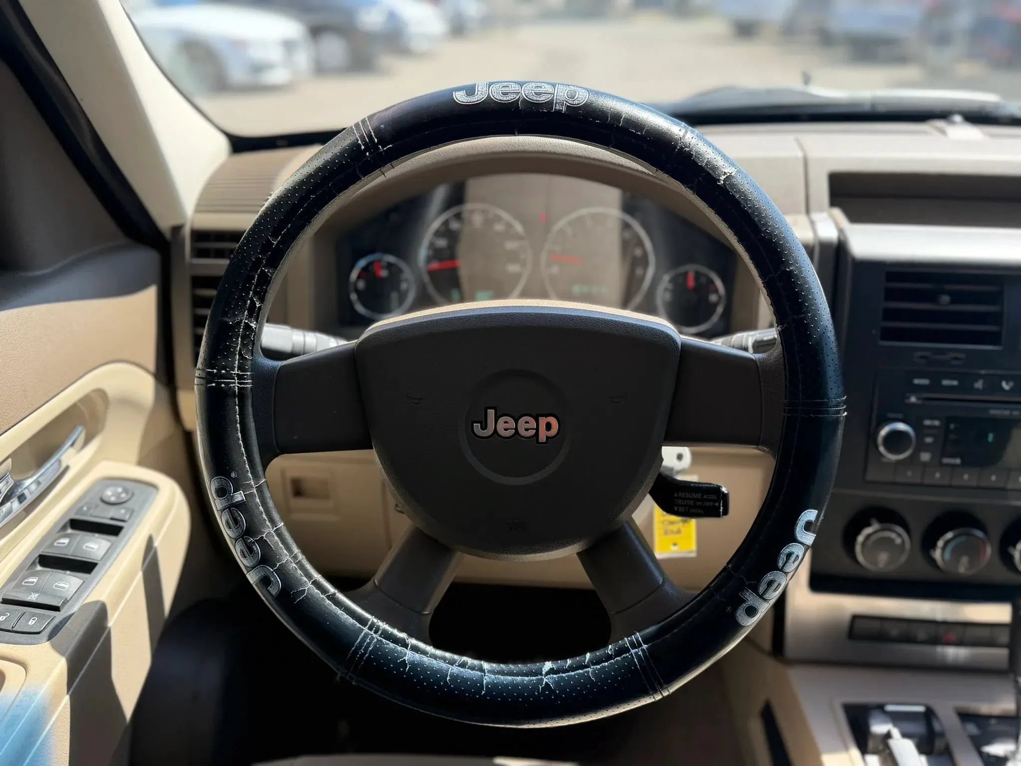 Used 2009 Jeep Liberty Sport w/ Popular Equipment Group AWD/4WD image 18