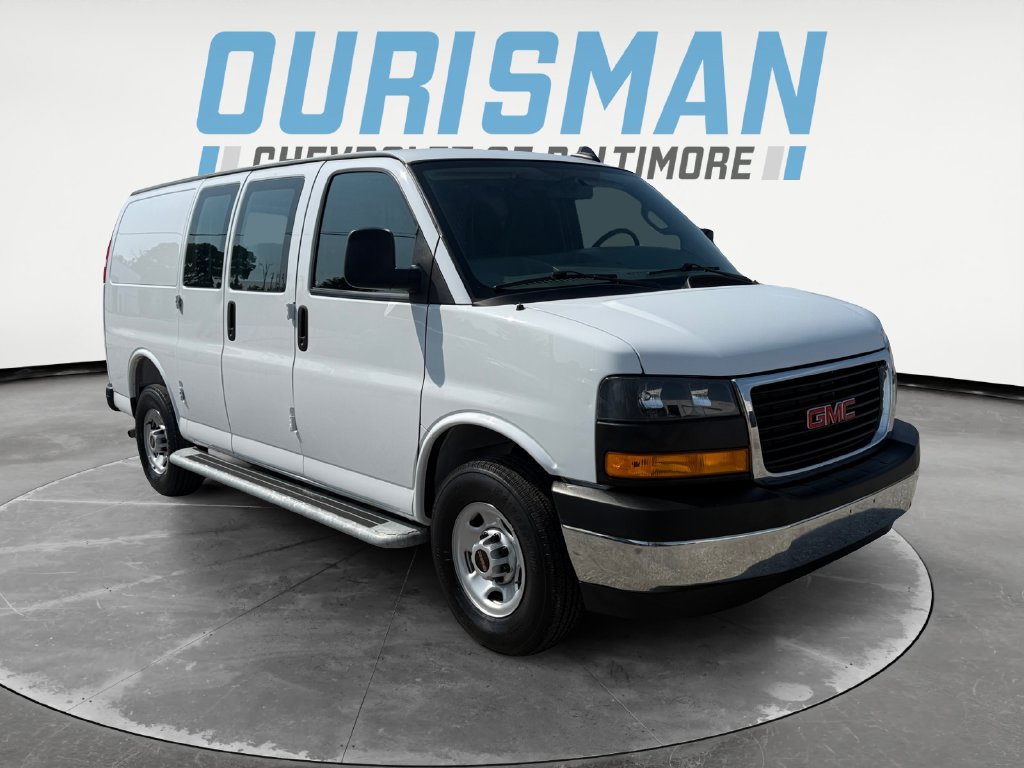 Used 2025 GMC Savana 2500 w/ Driver Convenience Package RWD image 1