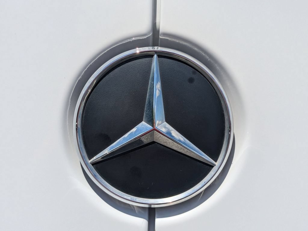 Used 2021 Mercedes-Benz Sprinter 2500 image 28