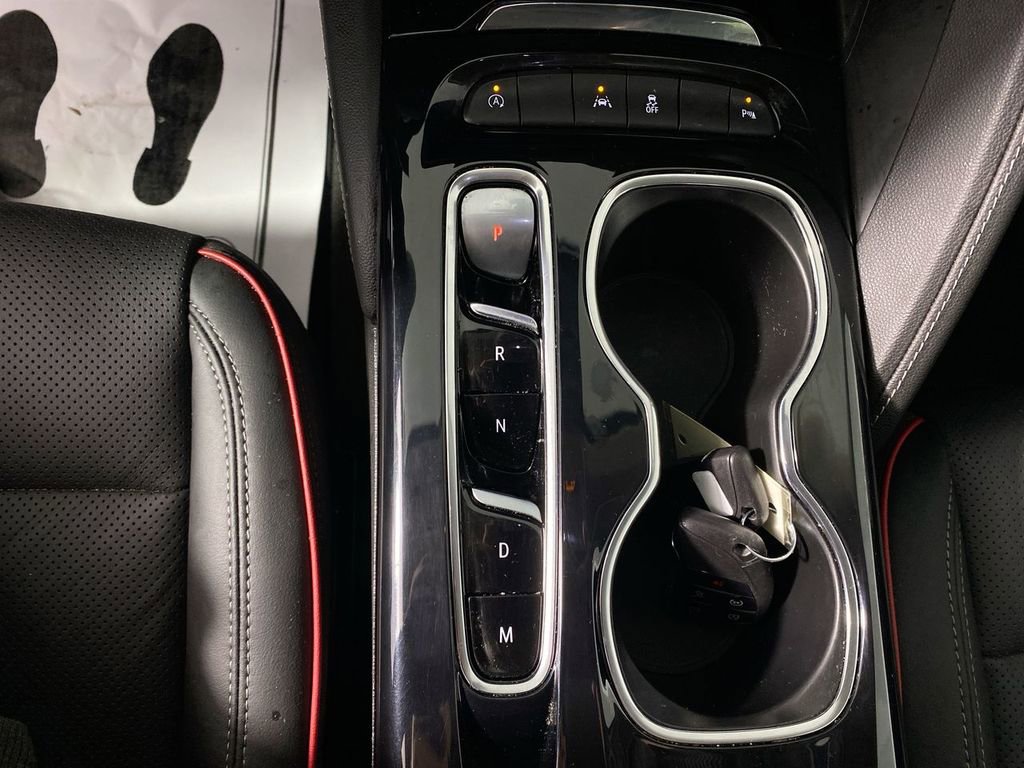 Used 2023 Buick Envision Essence w/ Sport Touring Package FWD image 19