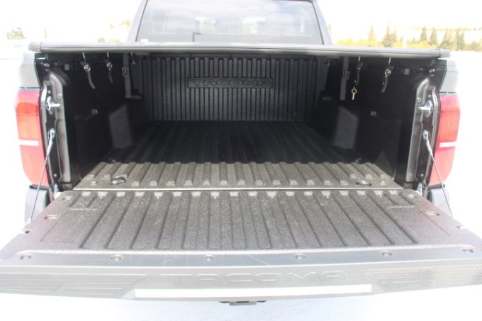 Used 2024 Toyota Tacoma SR5 image 17