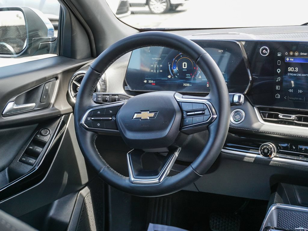 Used 2026 Chevrolet Equinox LT w/ LPO, Floor Liner Package FWD image 16