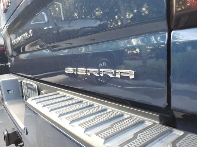 Used 2023 GMC Sierra 1500 Denali w/ Technology Package AWD/4WD image 7