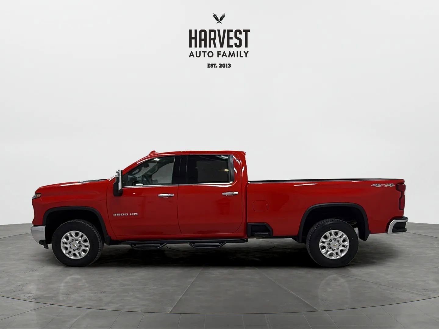 Used 2024 Chevrolet Silverado 3500 LTZ w/ LTZ Convenience Package AWD/4WD image 2