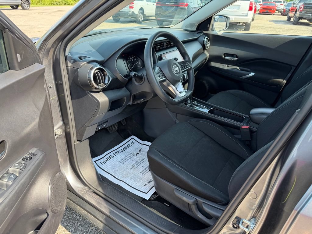 Used 2023 Nissan Kicks SV FWD image 11