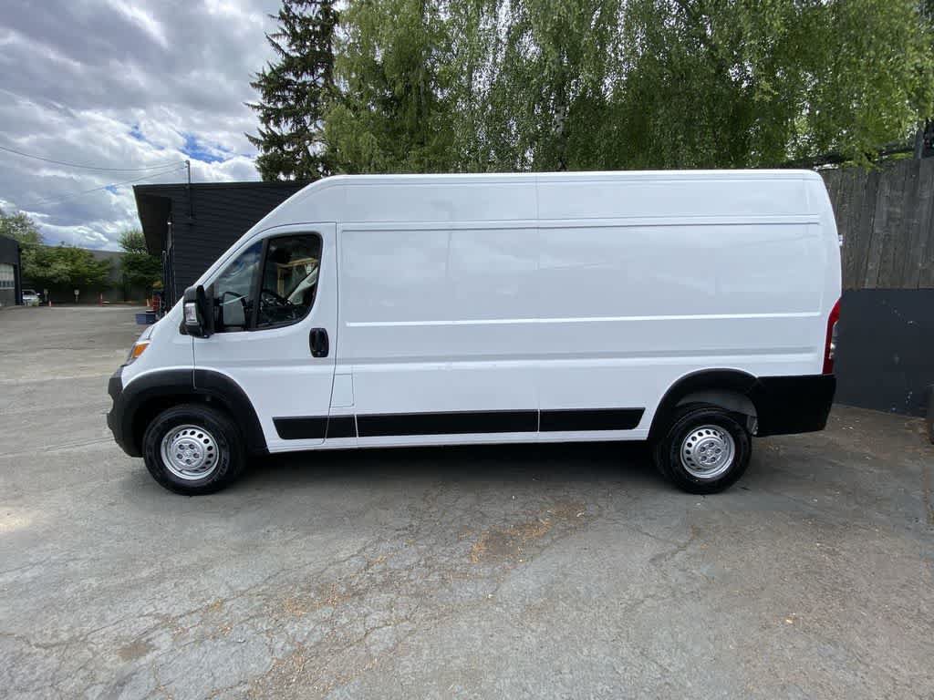 Used 2026 RAM ProMaster 2500 w/ Convenience Group FWD image 3