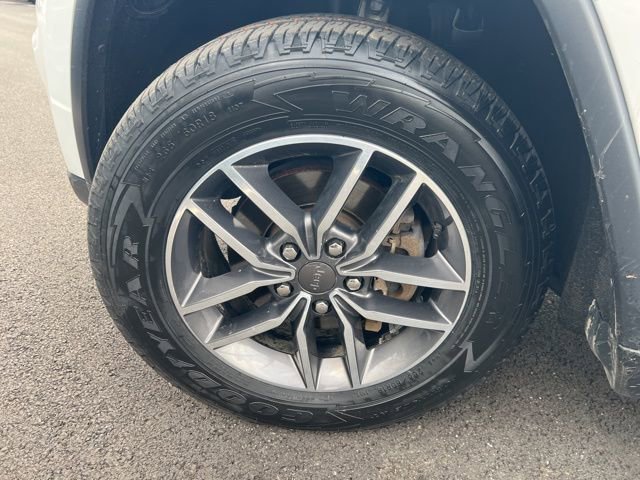 Used 2019 Jeep Grand Cherokee Limited w/ Luxury Group II AWD/4WD image 39