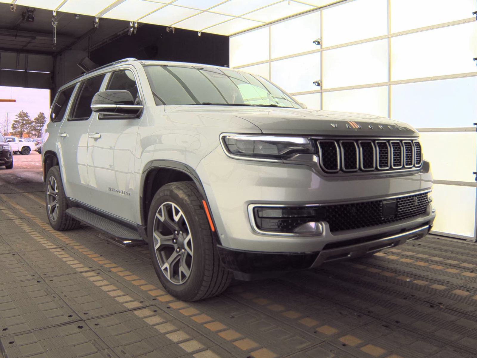 Used 2024 Jeep Wagoneer Series III AWD/4WD video 2