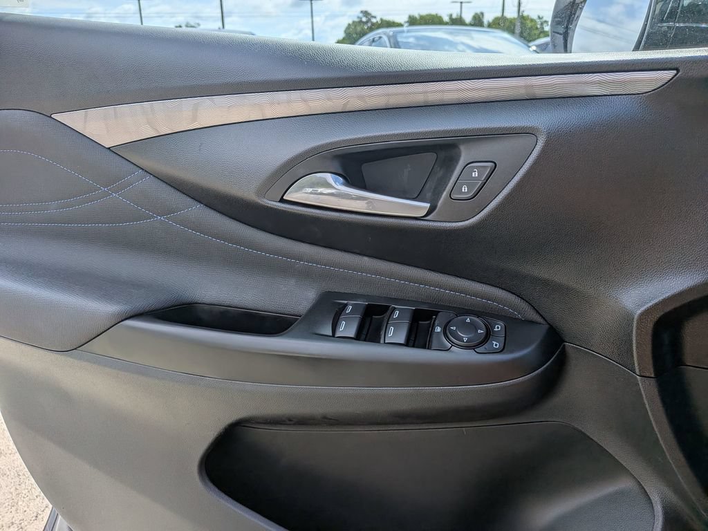 Used 2025 Buick Envista Sport Touring FWD image 8