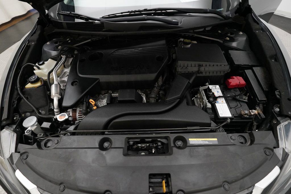 Used 2018 Nissan Altima 2.5 SR image 3