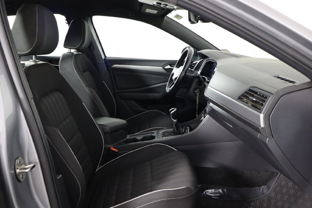 Used 2024 Volkswagen Jetta Sport FWD image 17