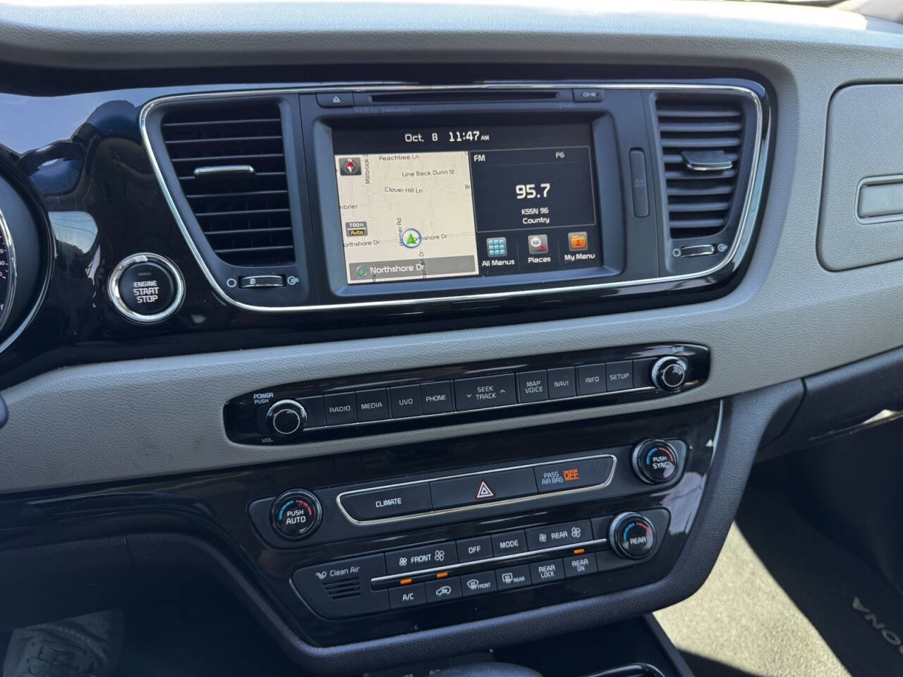 Used 2018 Kia Sedona SX Limited w/ SX Limited Prestige Package FWD image 16