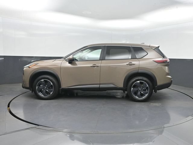 Used 2024 Nissan Rogue SV FWD image 3