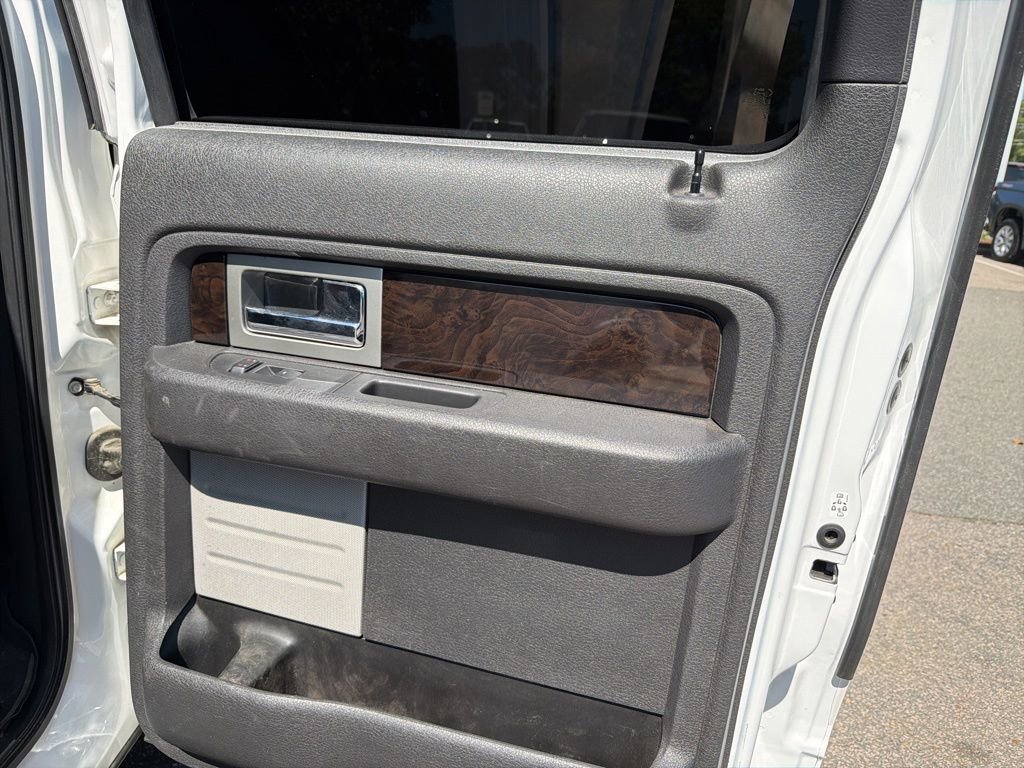 Used 2014 Ford F150 Platinum image 35