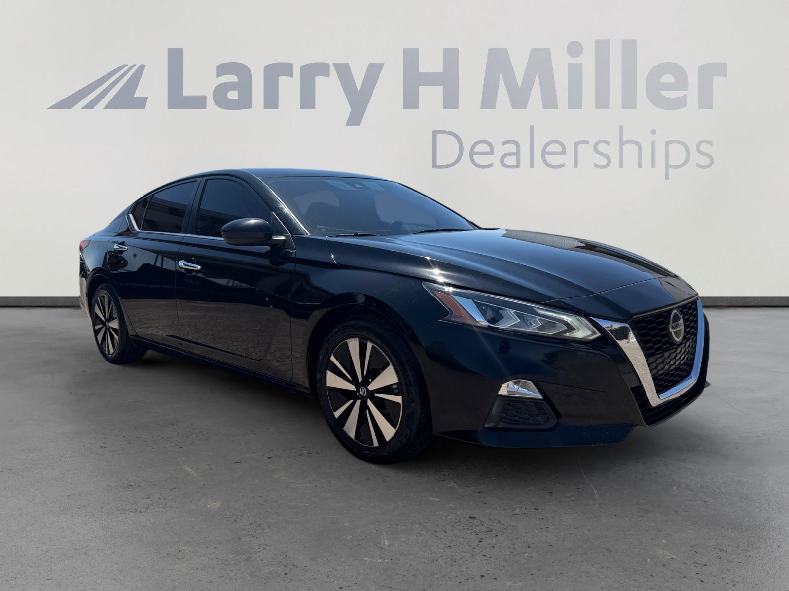 Used 2022 Nissan Altima 2.5 SV FWD image 7