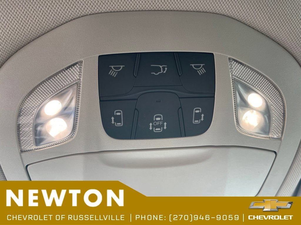 Used 2023 Chrysler Pacifica Touring-L FWD image 19