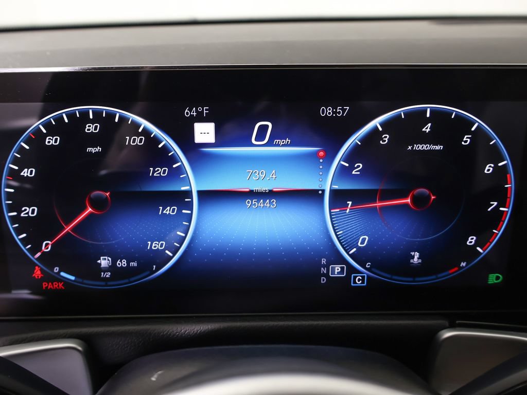 Used 2022 Mercedes-Benz GLB 250 4MATIC image 41