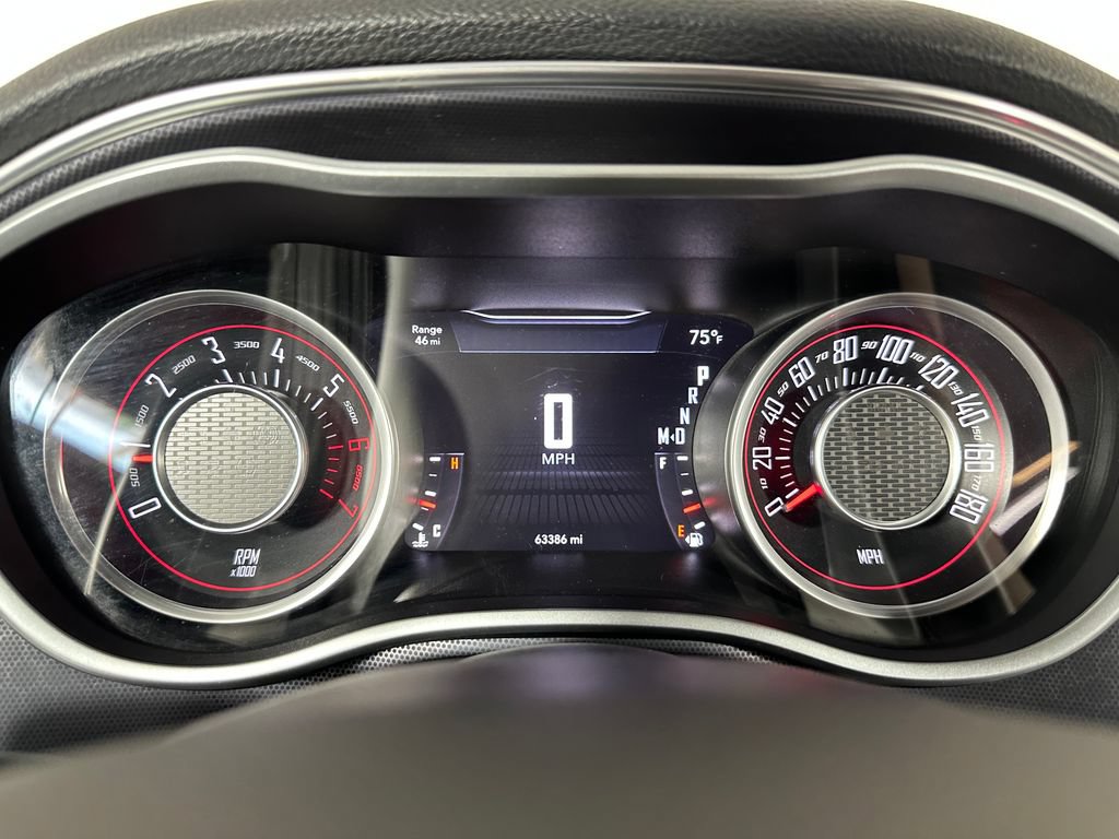 Used 2015 Dodge Challenger R/T Scat Pack RWD image 13