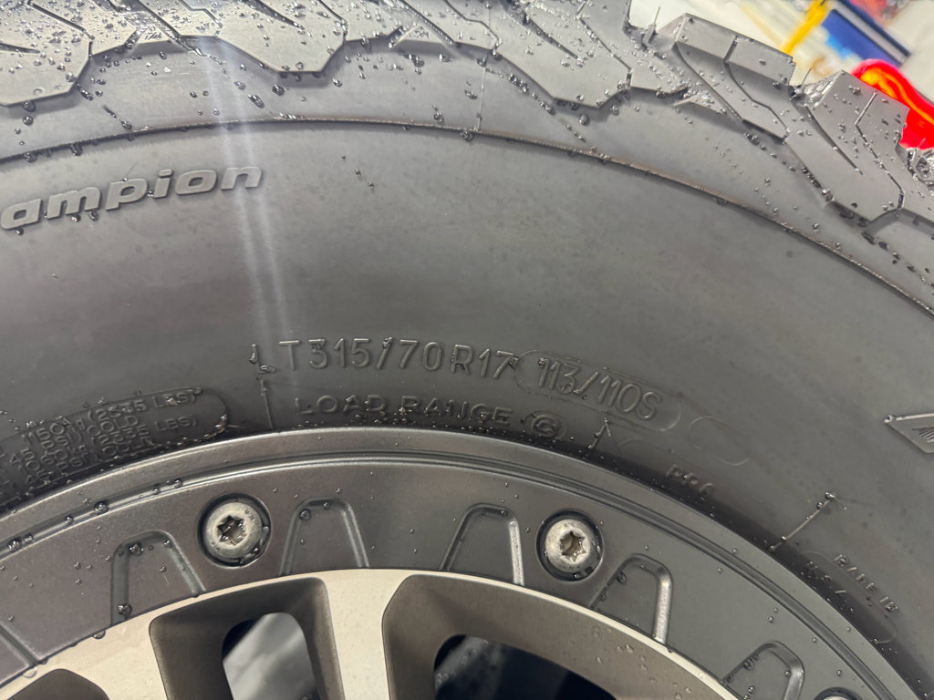 Used 2024 Jeep Wrangler Unlimited Rubicon 392 image 14